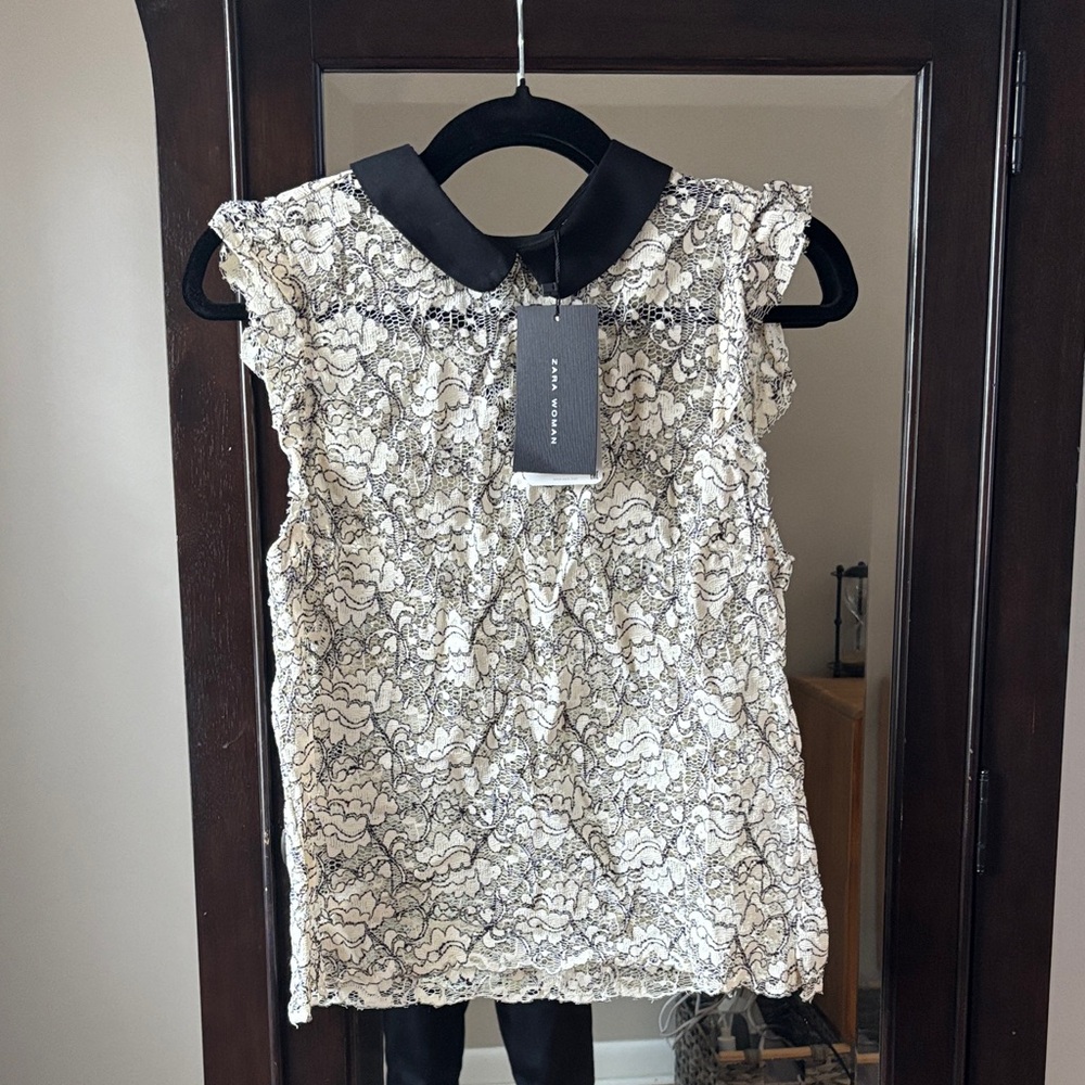 Zara Black-Collared Lace-Print Sleeveless Blouse